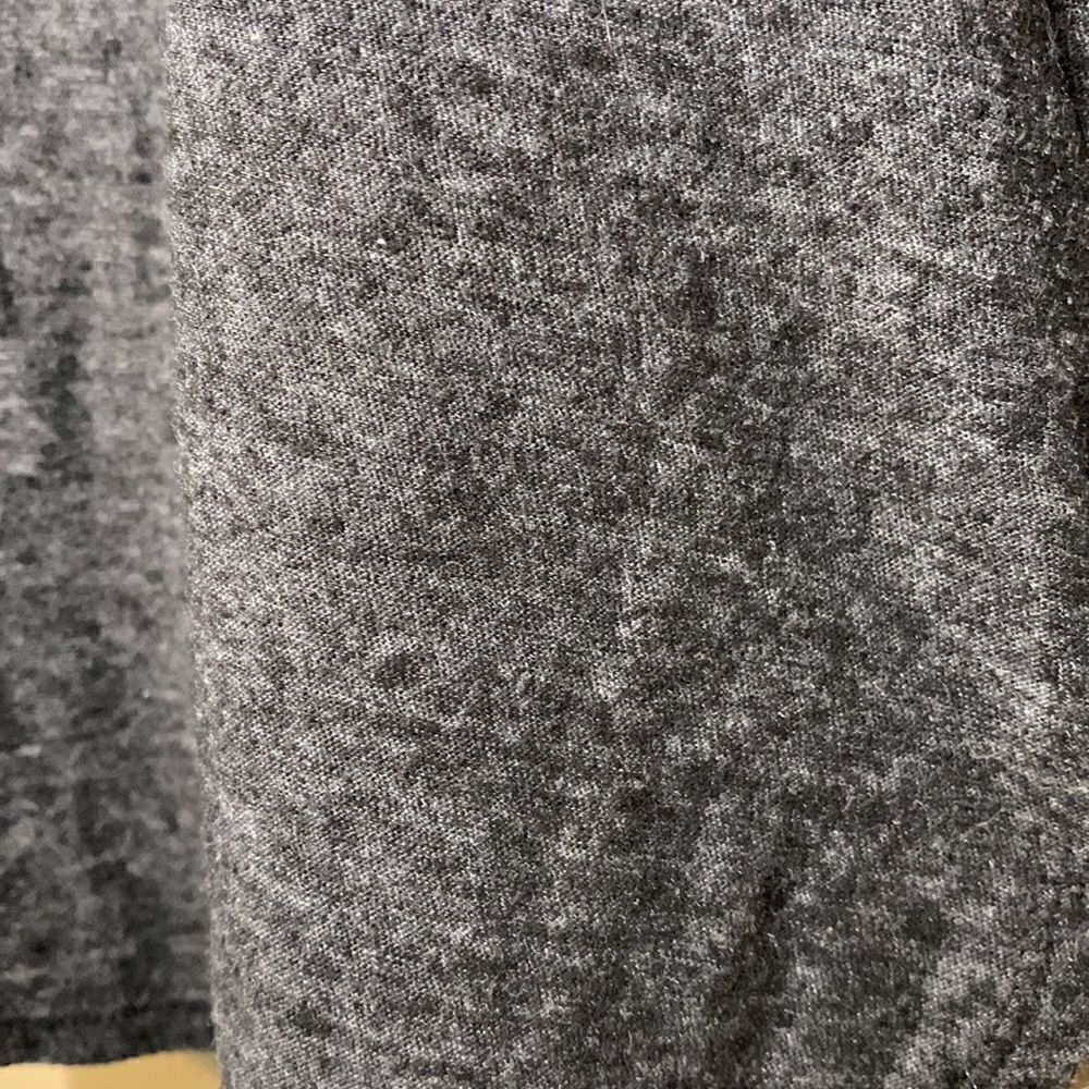 James Perse size 1 women's soft black top - Picture 3 of 6